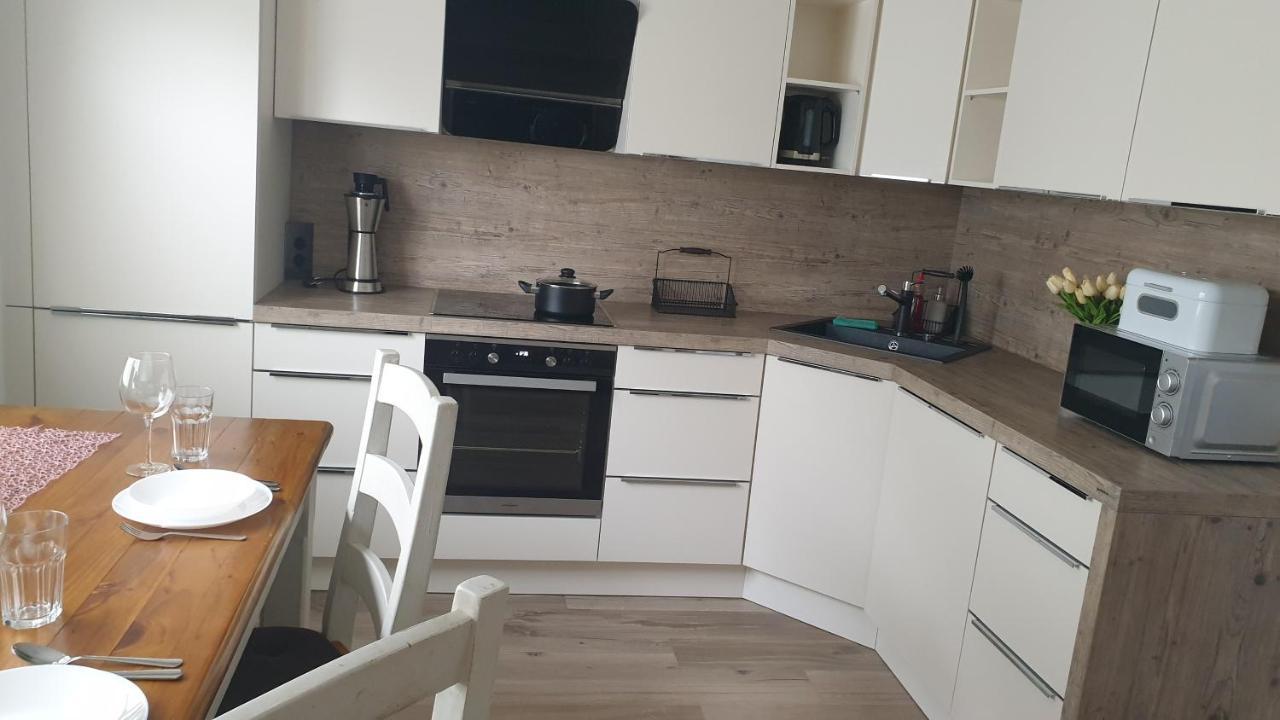 Boardingappartement Windeckblick, Ruhige, Zentrale Lage Mit Grossem Suedbalkon Bühl Extérieur photo
