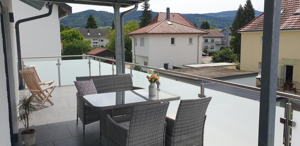 Boardingappartement Windeckblick, Ruhige, Zentrale Lage Mit Grossem Suedbalkon Bühl Extérieur photo